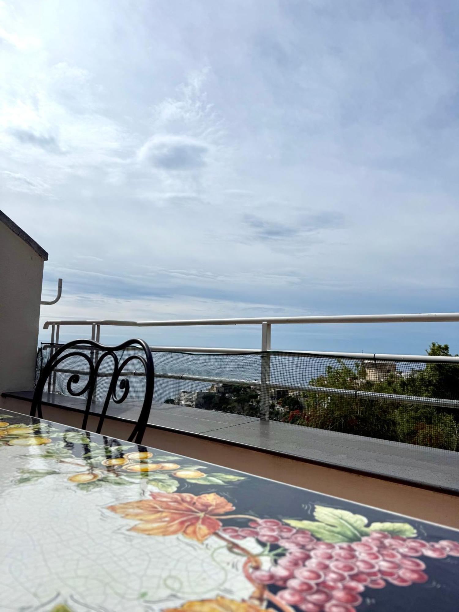 Venus Apartment Positano Bagian luar foto