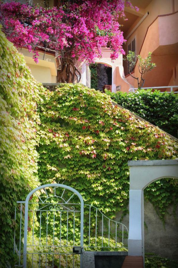 Venus Apartment Positano Bagian luar foto